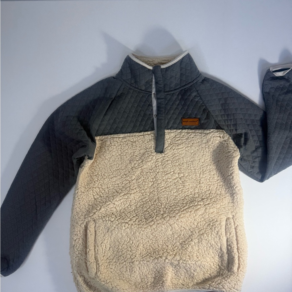 Simply Southern Kids' Gray and Cream Hoodie